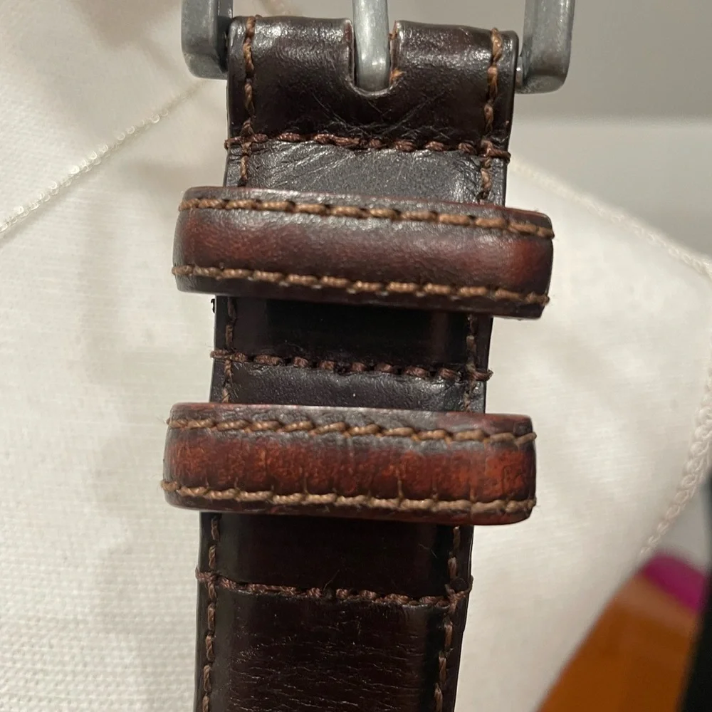 VINTAGE BROWN LEATHER BELT
